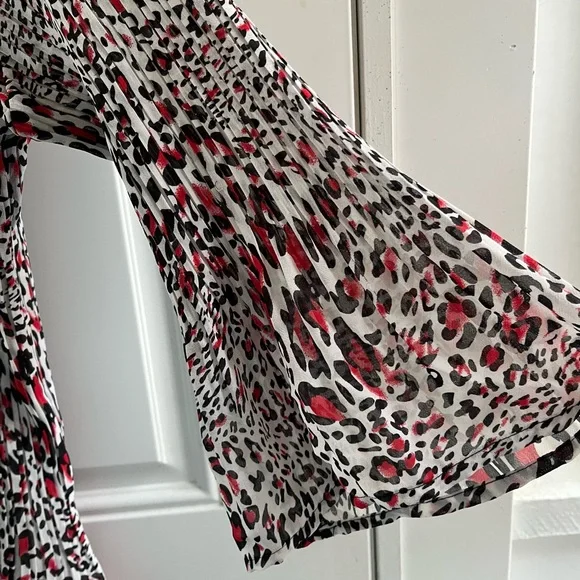 Fashion Bug 1X Ribbed Animal Print Blouse - Picture 4 of 4